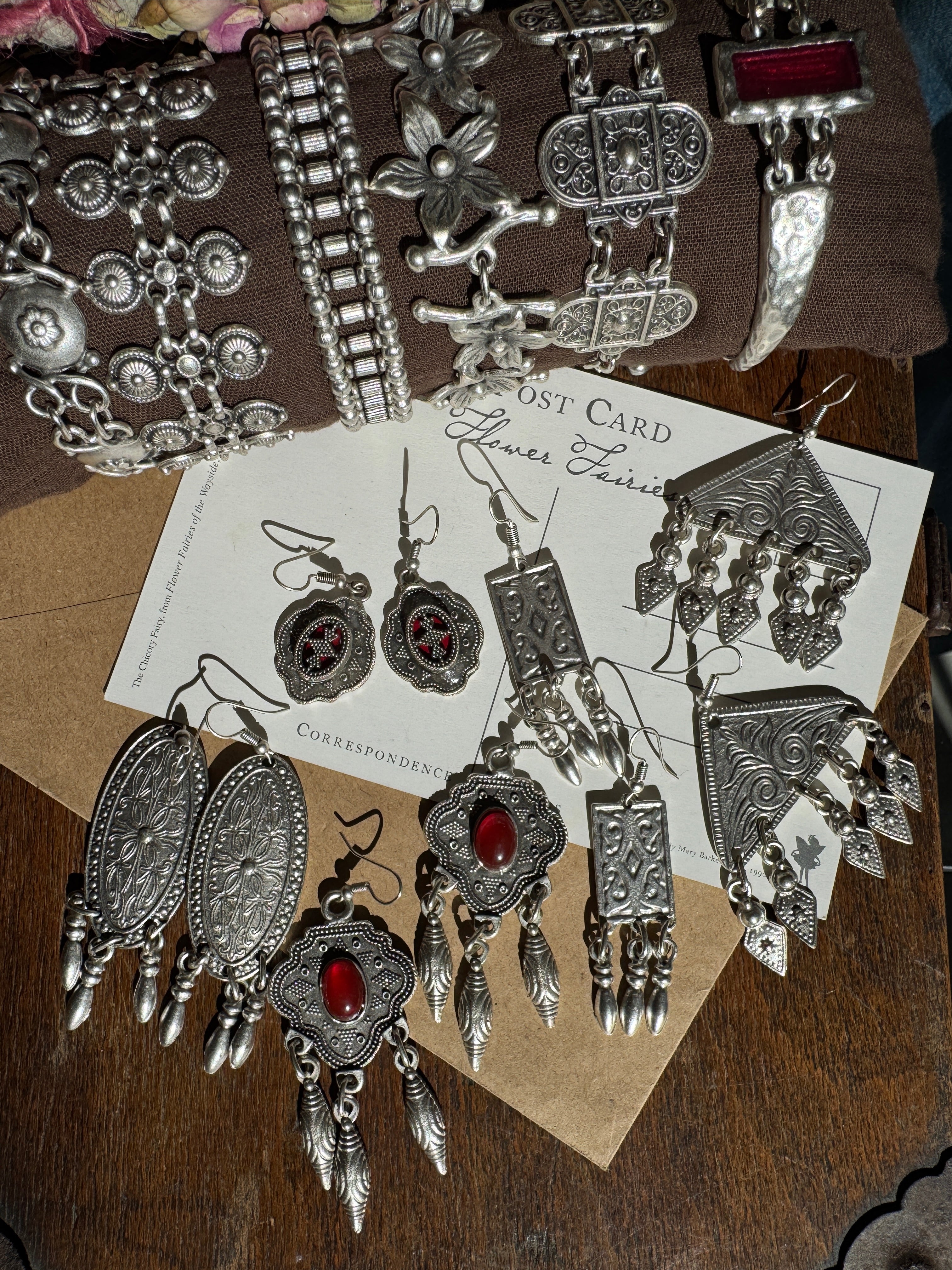 Otantik Zamak Küpe