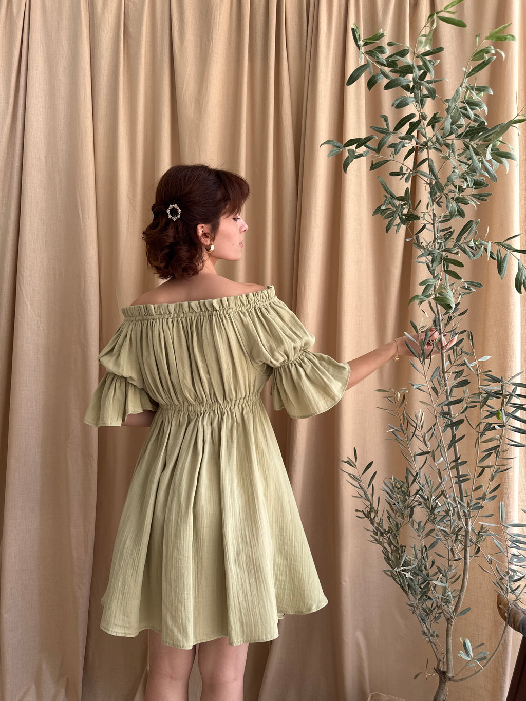 Müslin Kısa Elbise