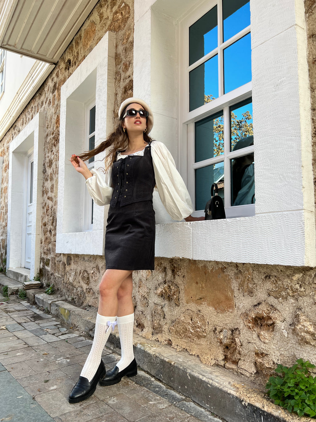 SİYAH KADİFE KORSE-ETEK SET