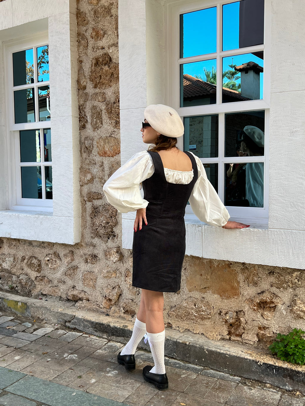 SİYAH KADİFE KORSE-ETEK SET